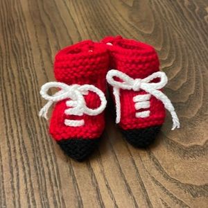 Knitted Christmas baby booties